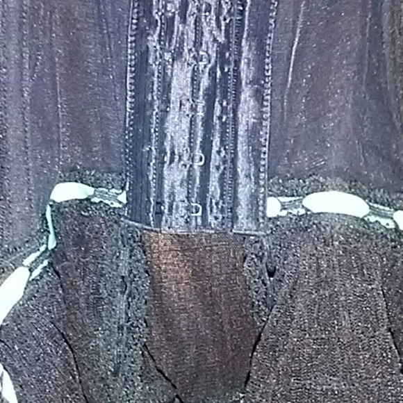 Black Victoria's Secret Sexy Little Things Garter - Picture 5 of 7